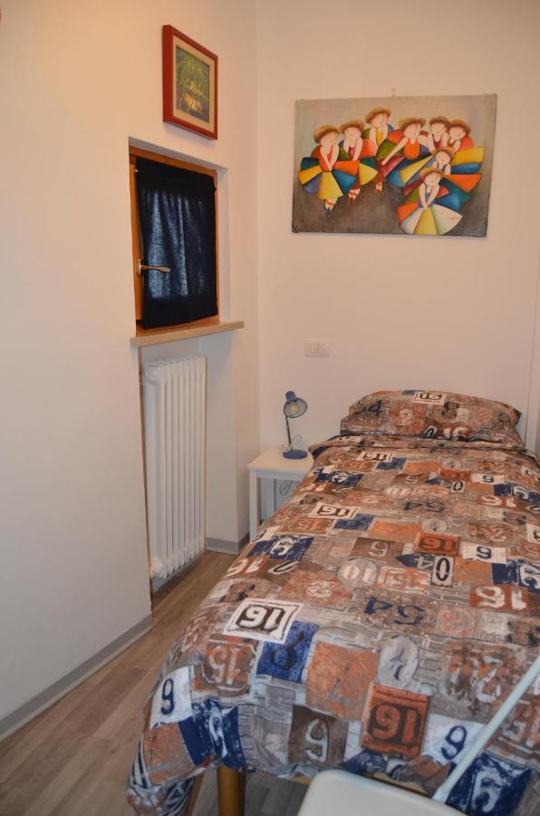 פסקיארה דל גארדה Mattia'S House On Garda Lake מראה חיצוני תמונה
